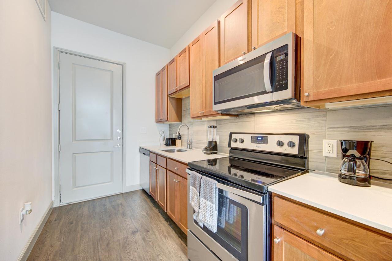 Апартаменты Trendy Downtown 1Bd/Freeparking/Wi-Fi/Pool Хьюстон Экстерьер фото