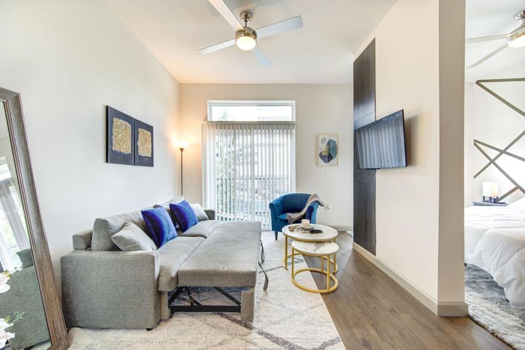 Апартаменты Trendy Downtown 1Bd/Freeparking/Wi-Fi/Pool Хьюстон Экстерьер фото