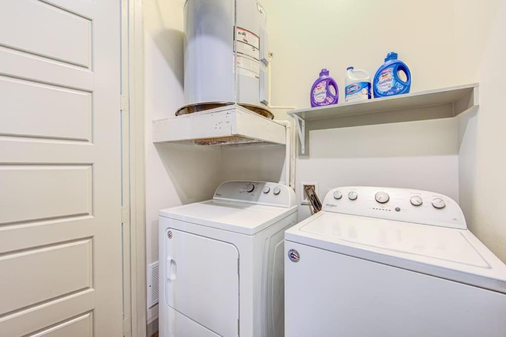 Апартаменты Trendy Downtown 1Bd/Freeparking/Wi-Fi/Pool Хьюстон Экстерьер фото